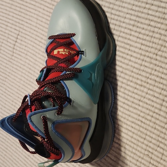 Nike Lebron 19 New Men's "The Map" Multicolor Basketball Shoes DQ7548-600 - Picture 2 of 5